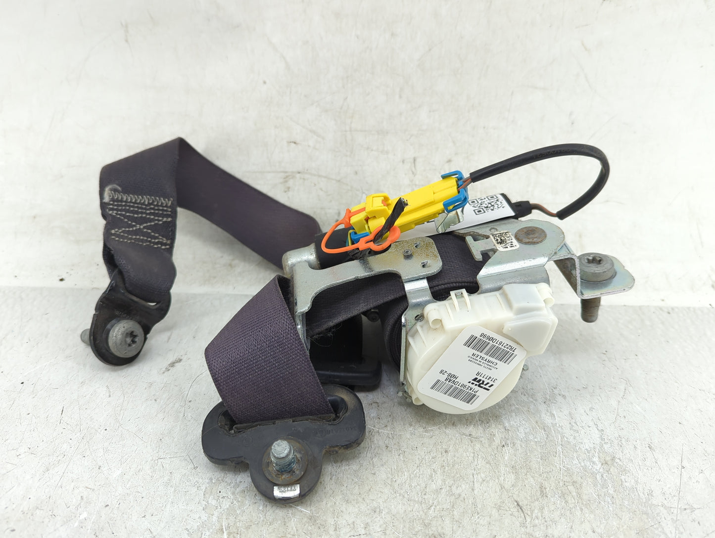 2007-2011 Dodge Nitro Passenger Right Seat Belt Front Retractor - Oemusedautoparts1.com