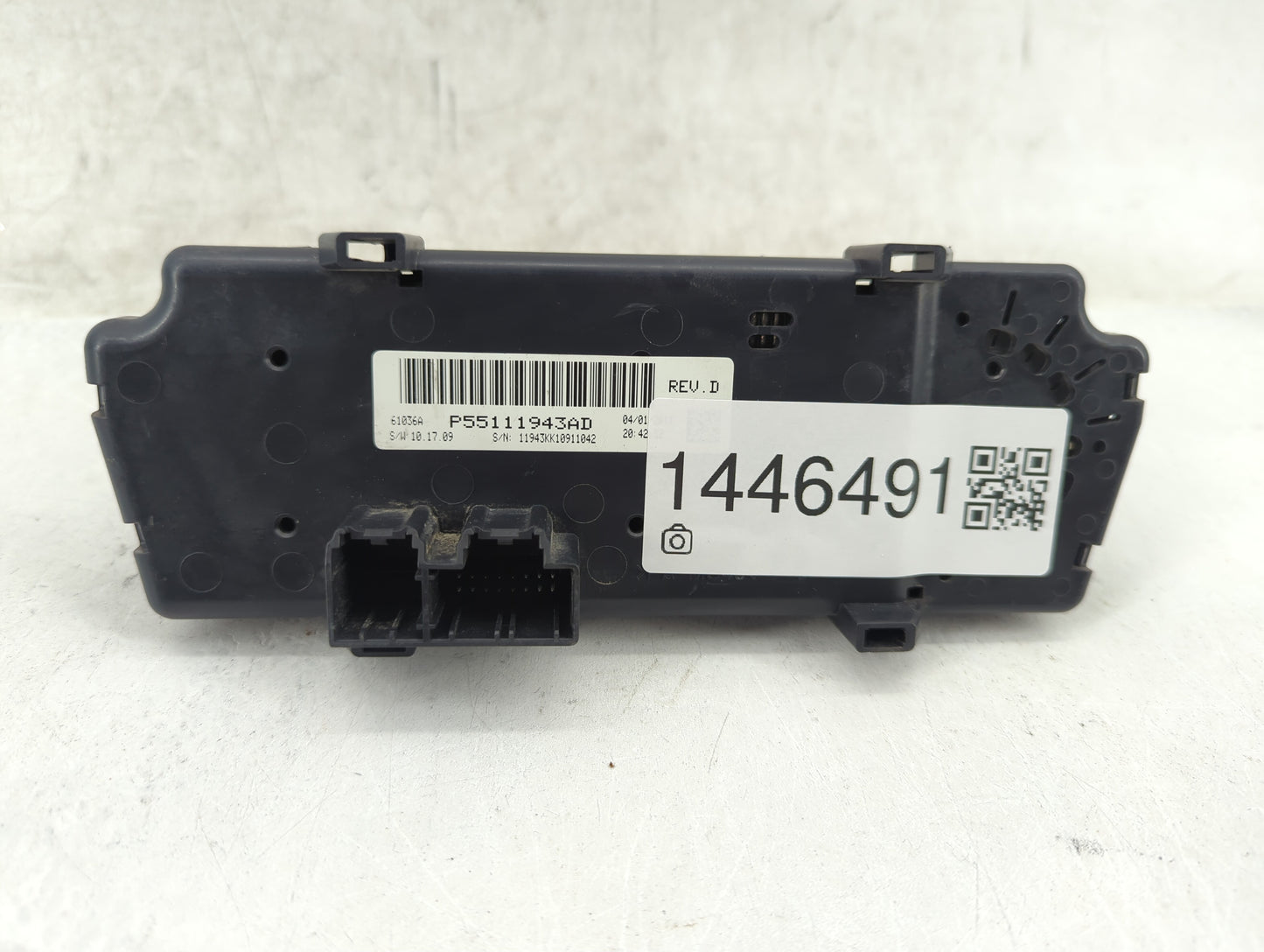 2011 Dodge Nitro Climate Control Module Temperature AC/Heater Replacement P/N:P55111943AD Fits OEM Used Auto Parts - Oemused