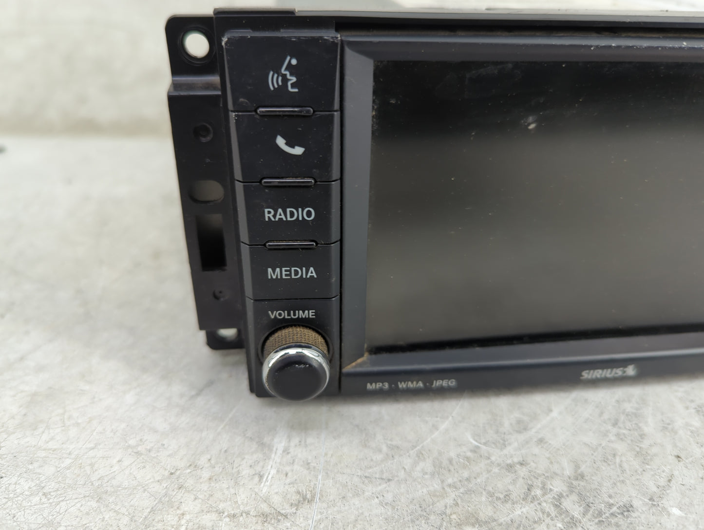 2011 Dodge Nitro Radio AM FM Cd Player Receiver Replacement P/N:P05064678AI Fits Fits 2008 2009 2010 2014 OEM Used Auto Part