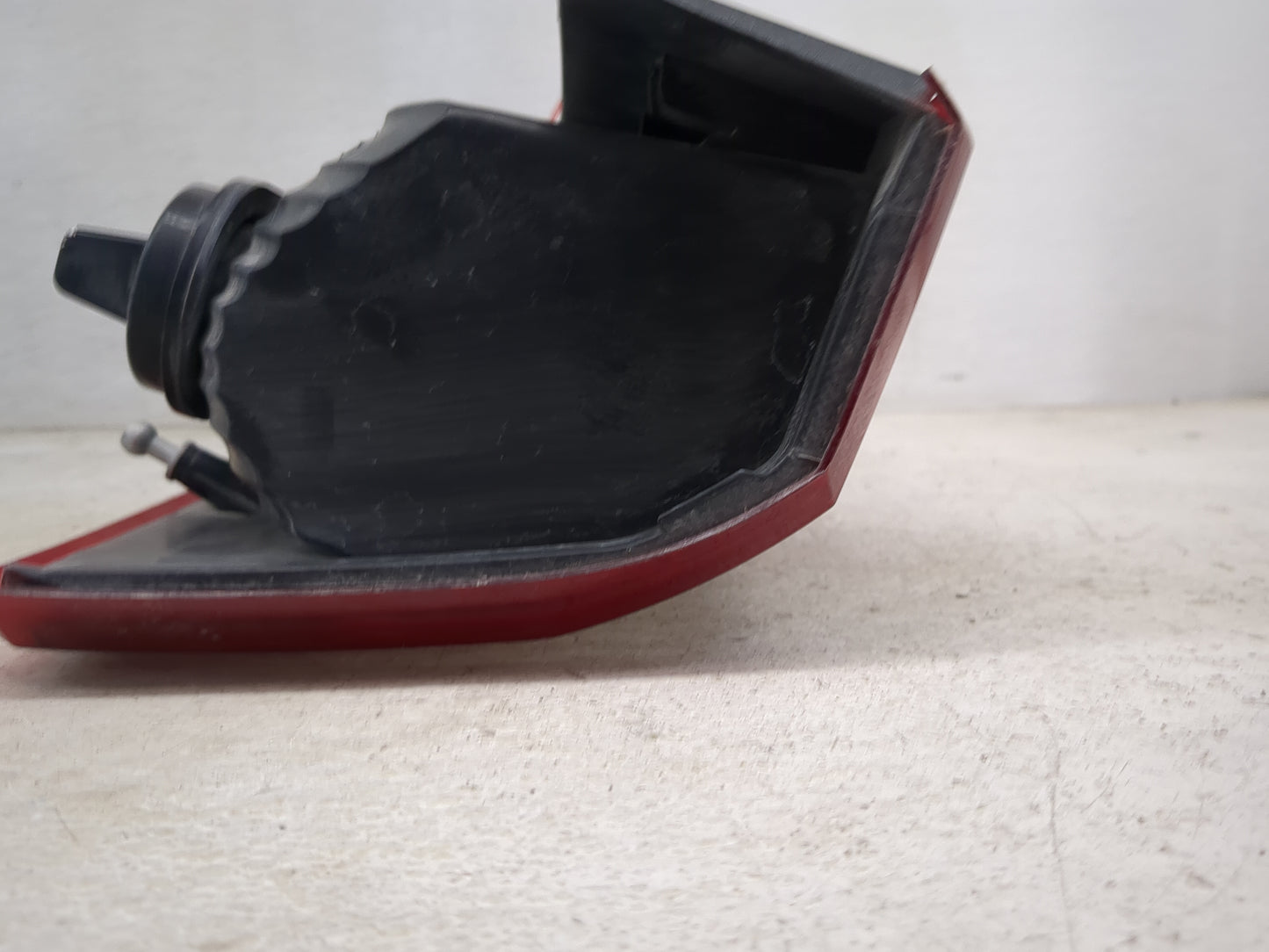 2007-2011 Dodge Nitro Tail Light Assembly Passenger Right OEM P/N:CS24-U00R Fits Fits 2007 2008 2009 2010 2011 OEM Used Auto
