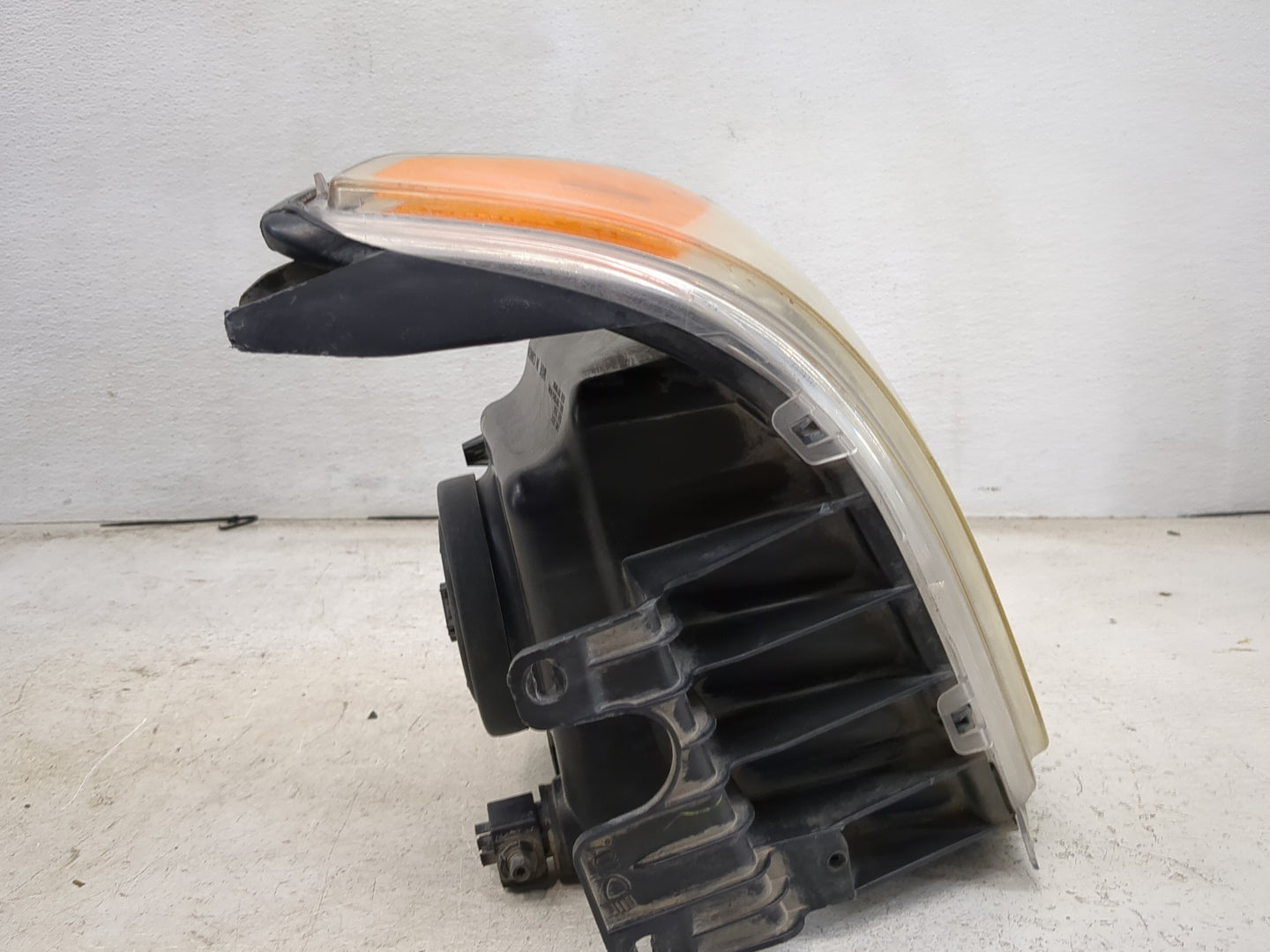 2007-2011 Dodge Nitro Driver Left Oem Head Light Headlight Lamp 1464840 - Oemusedautoparts1.com