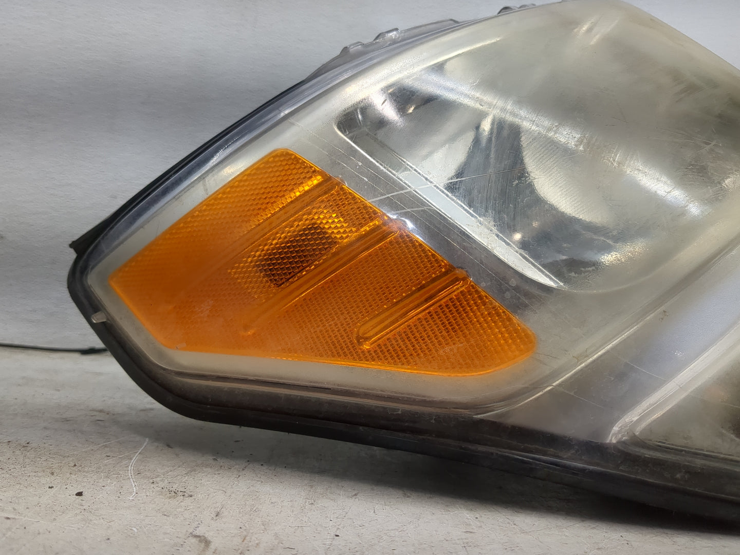 2007-2011 Dodge Nitro Passenger Right Oem Head Light Headlight Lamp 1464841 - Oemusedautoparts1.com