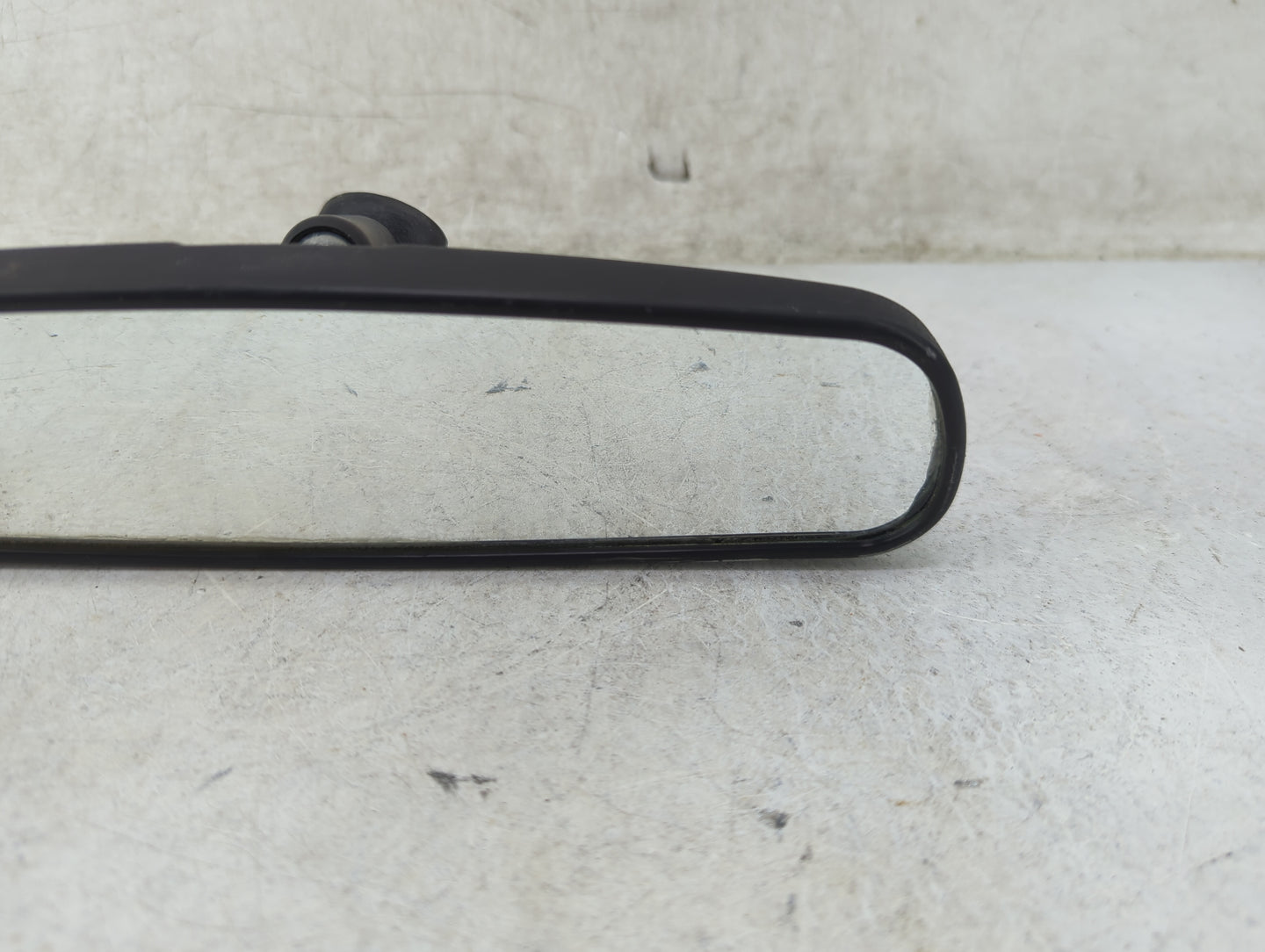 2011 Dodge Nitro Interior Rear View Mirror Replacement OEM P/N:E8011581 MODEL 210 Fits OEM Used Auto Parts - Oemusedautopart