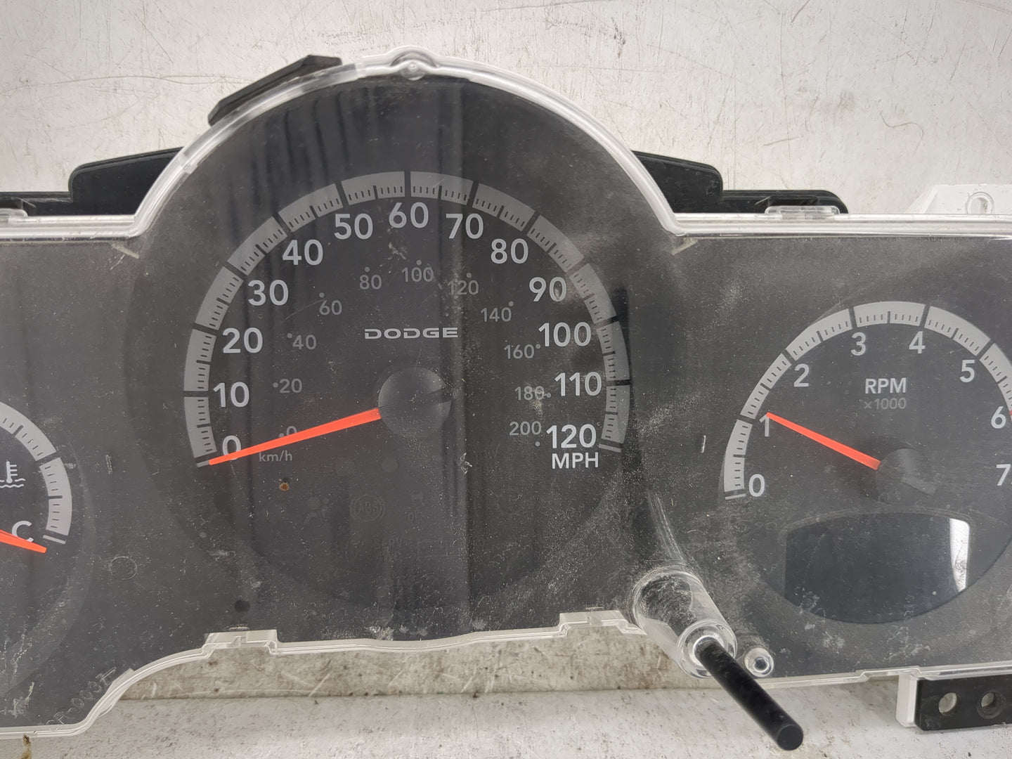 2011 Dodge Nitro Instrument Cluster Speedometer Gauges P/N:05172960AC CR-0037-421-M0-CC Miles: Fits OEM Used Auto Parts - Oe