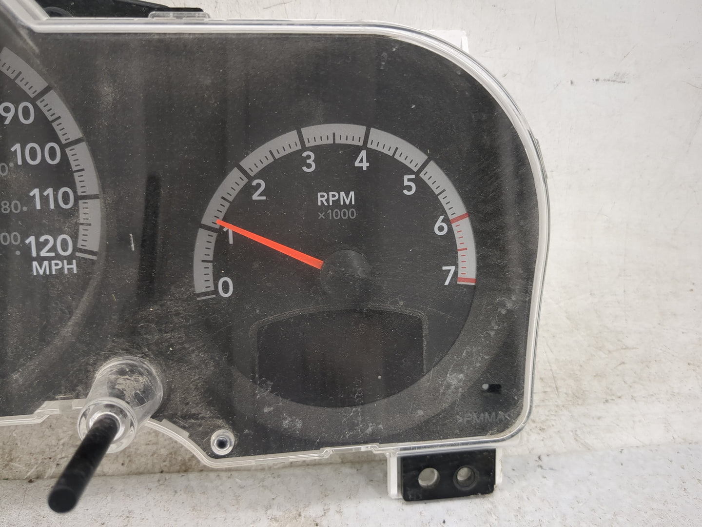 2011 Dodge Nitro Instrument Cluster Speedometer Gauges P/N:05172960AC CR-0037-421-M0-CC Miles: Fits OEM Used Auto Parts - Oe