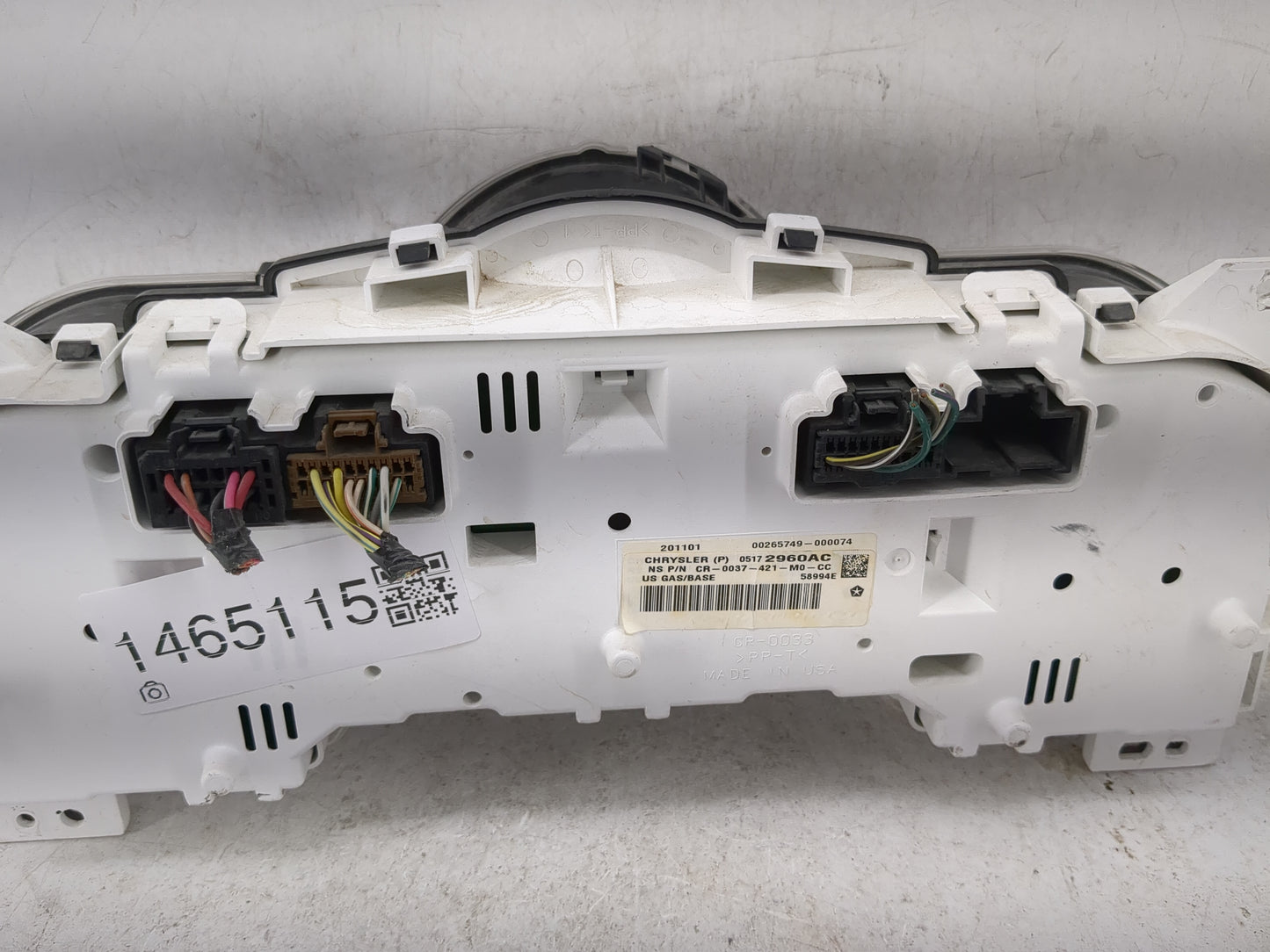 2011 Dodge Nitro Instrument Cluster Speedometer Gauges P/N:05172960AC CR-0037-421-M0-CC Miles: Fits OEM Used Auto Parts - Oe