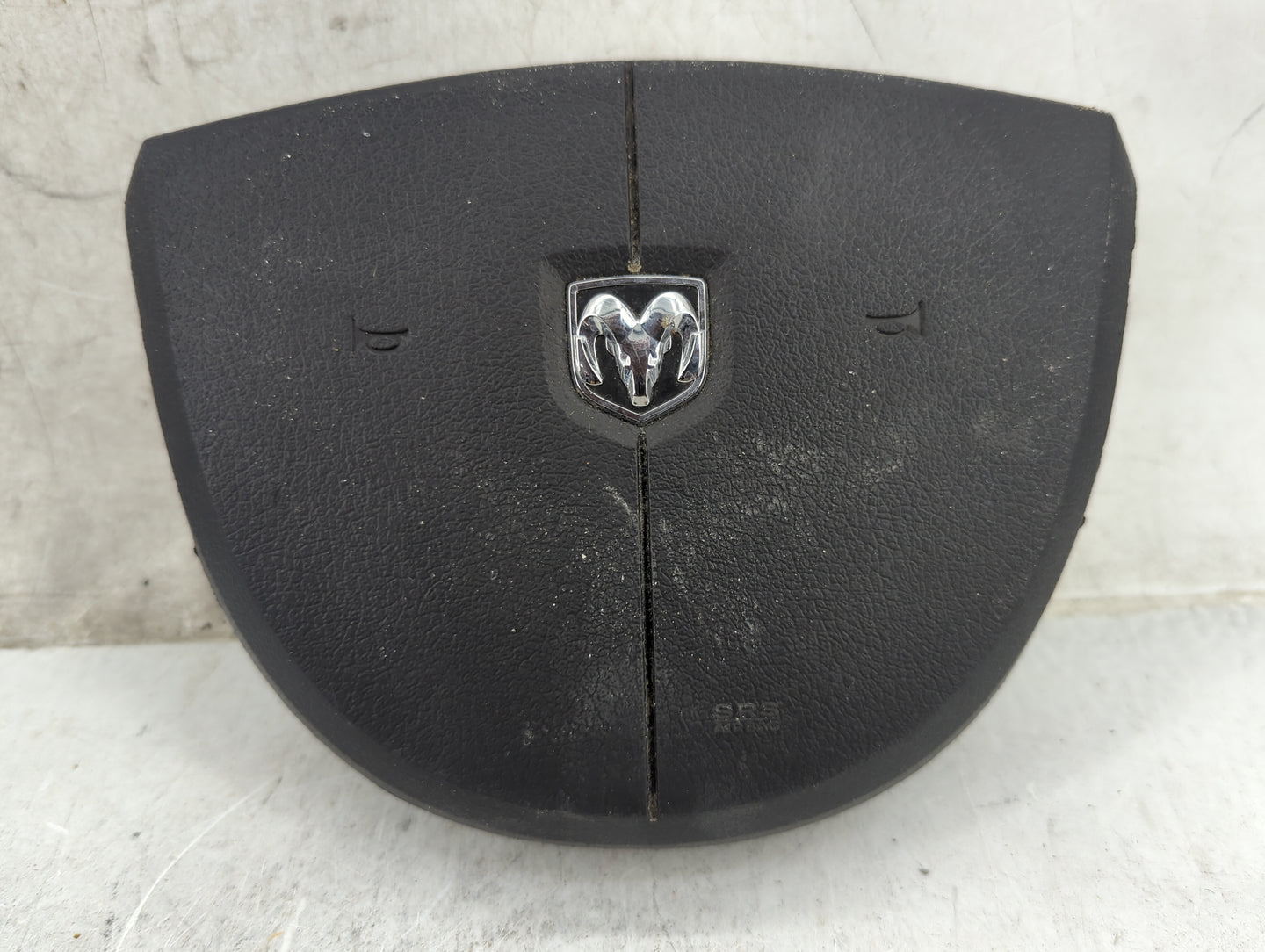 2010-2011 Dodge Nitro Air Bag Driver Left Steering Wheel Mounted 1465933 - Oemusedautoparts1.com