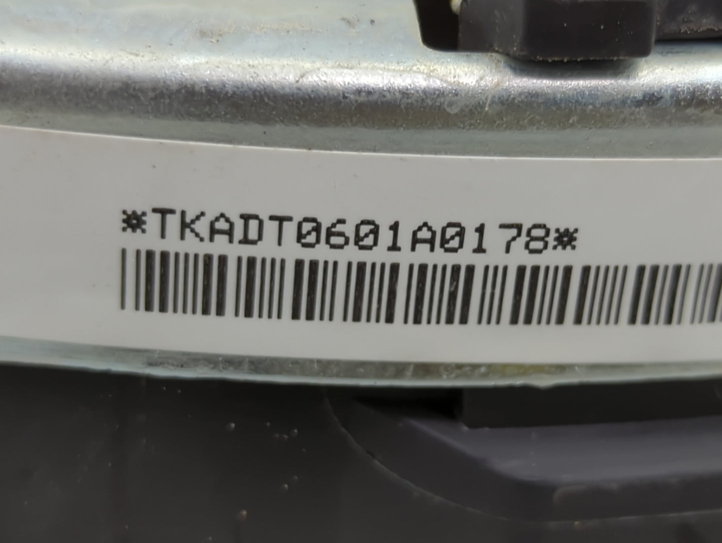 2010-2011 Dodge Nitro Air Bag Driver Left Steering Wheel Mounted 1465933 - Oemusedautoparts1.com