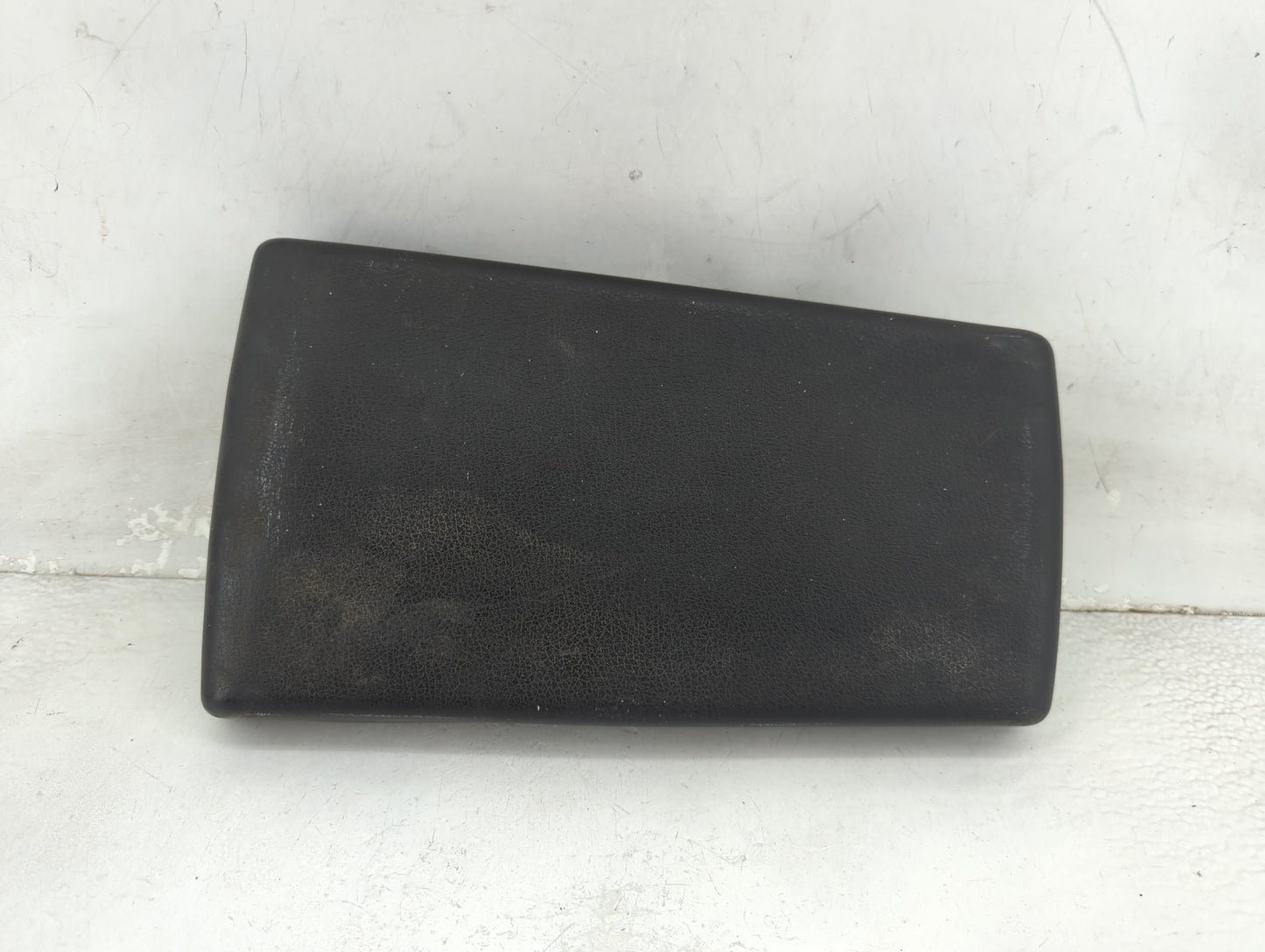 2011 Dodge Nitro Center Console Armrest Cover Lid Fits OEM Used Auto Parts - Oemusedautoparts1.com