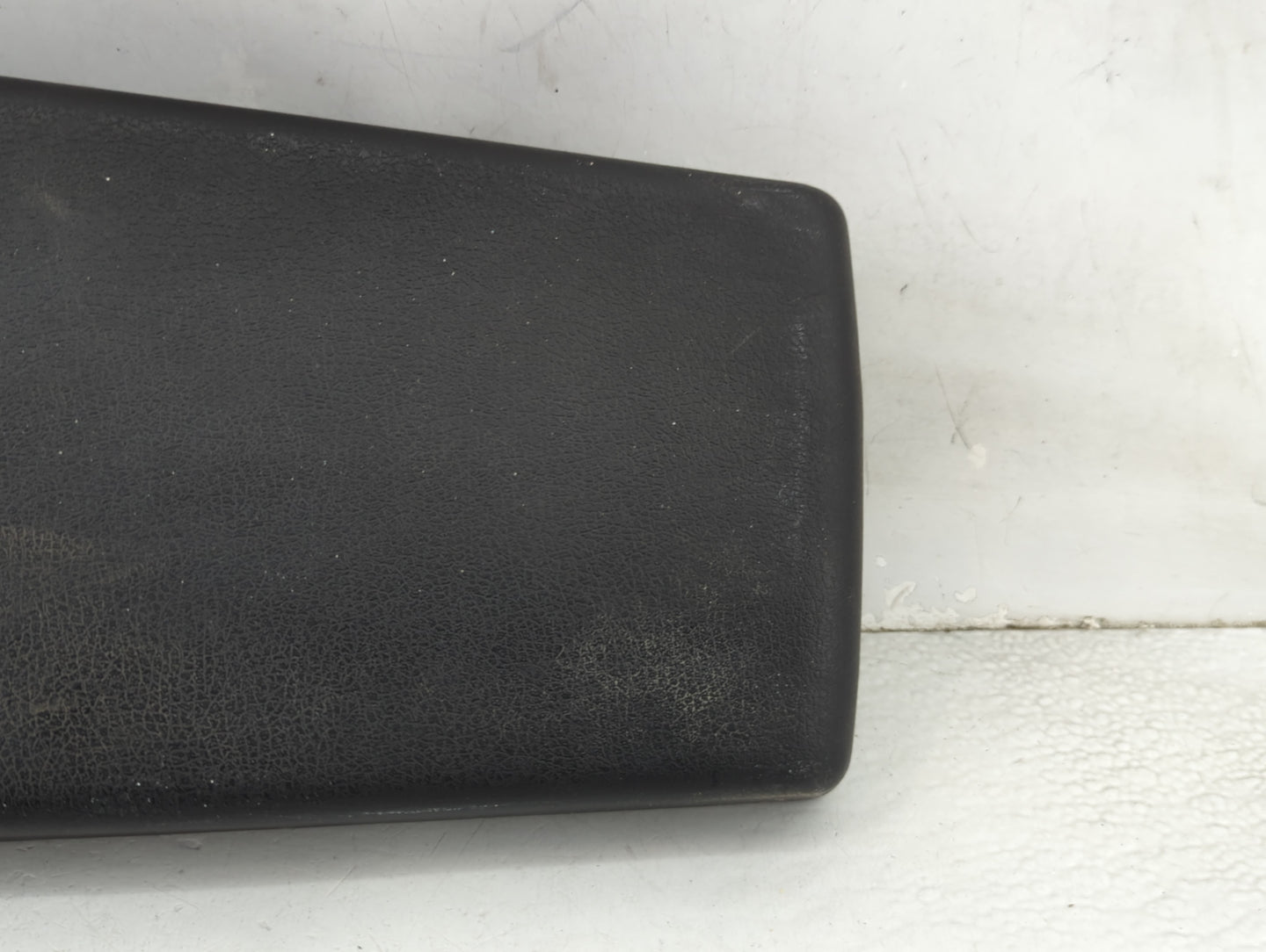 2011 Dodge Nitro Center Console Armrest Cover Lid Fits OEM Used Auto Parts - Oemusedautoparts1.com