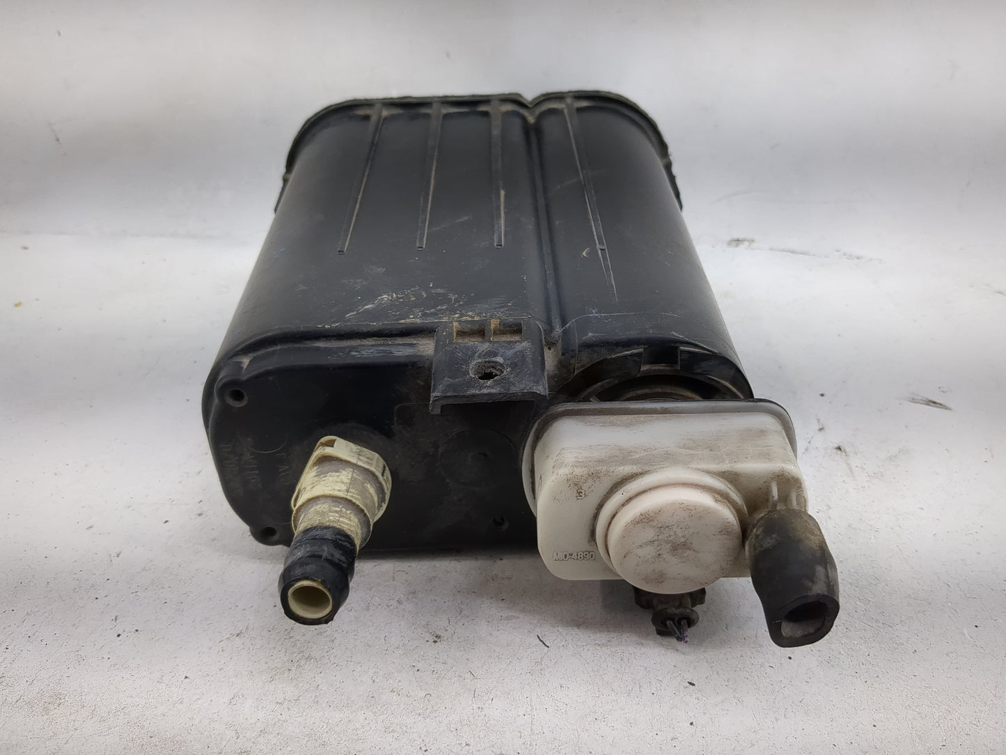 2011 Dodge Nitro Fuel Vapor Charcoal Canister - Oemusedautoparts1.com