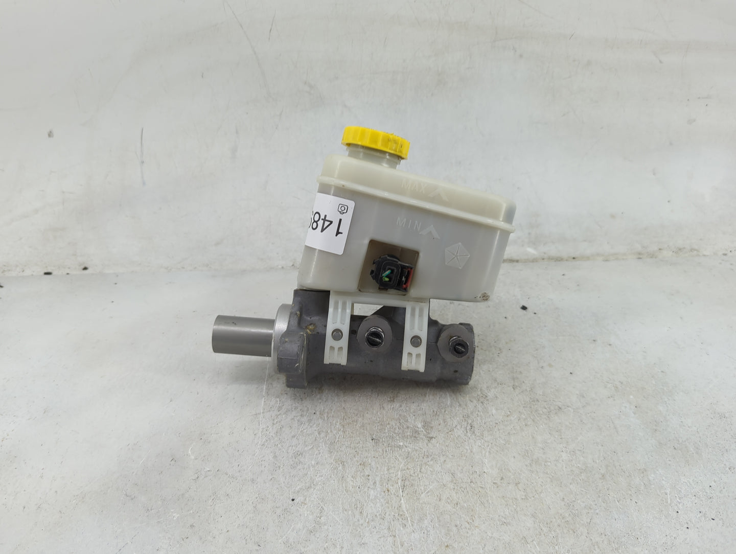 2007-2011 Dodge Nitro Brake Master Cylinder 1489129 - Oemusedautoparts1.com