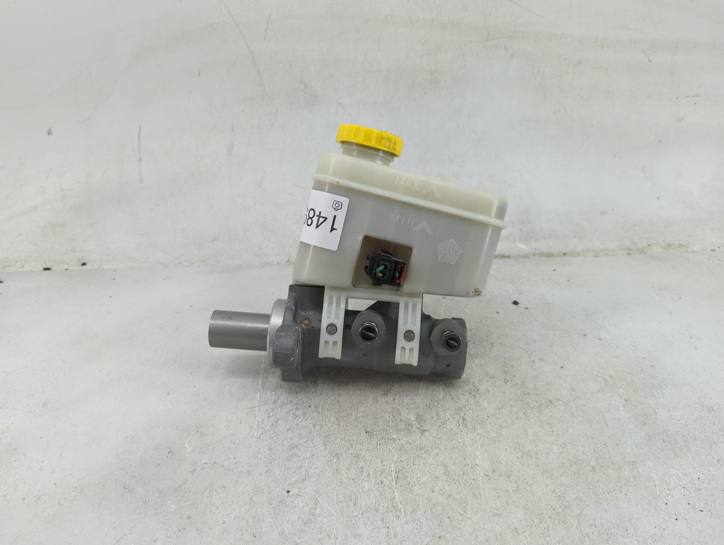 2007-2011 Dodge Nitro Brake Master Cylinder 1489129 - Oemusedautoparts1.com