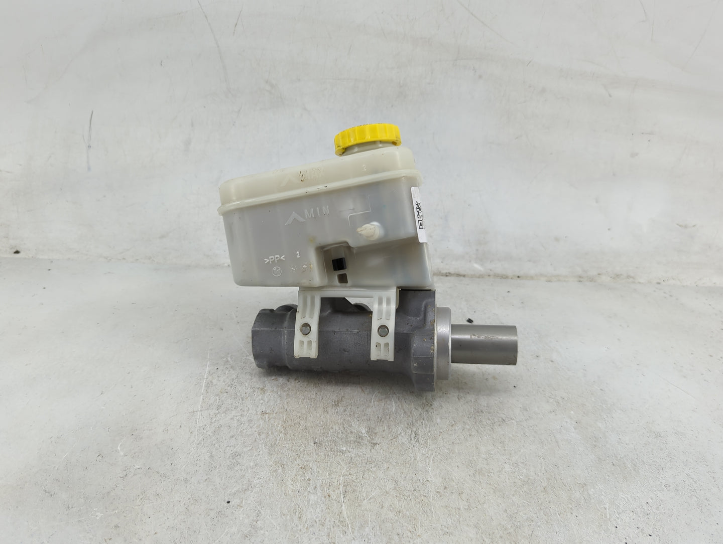 2007-2011 Dodge Nitro Brake Master Cylinder 1489129 - Oemusedautoparts1.com