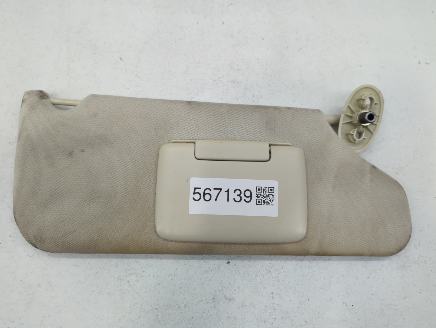 2007-2011 Dodge Nitro Sun Visor Shade Replacement Passenger Right Mirror Fits Fits 2007 2008 2009 2010 2011 OEM Used Auto Pa