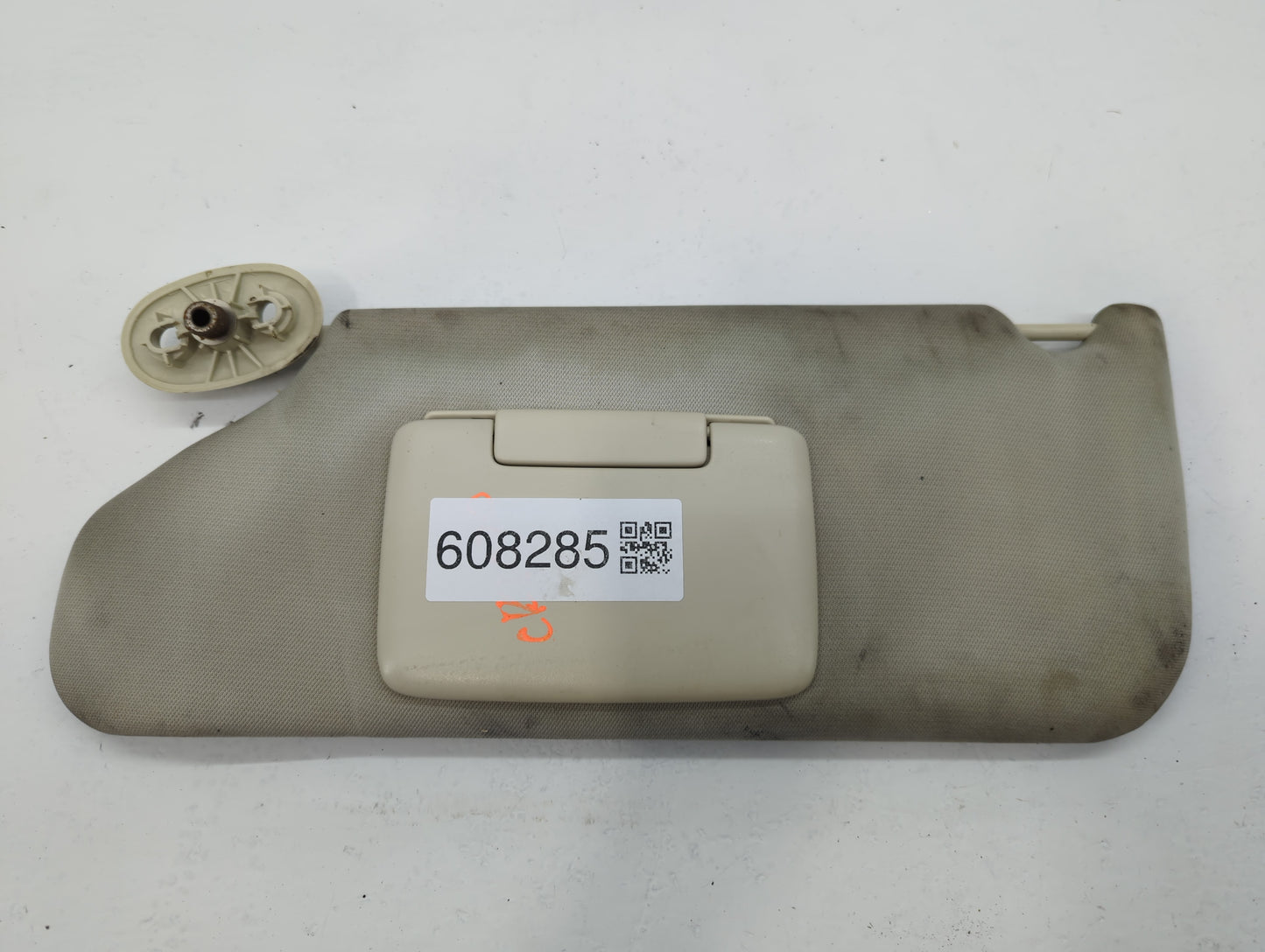 2007-2011 Dodge Nitro Sun Visor Shade Replacement Driver Left Mirror Fits Fits 2007 2008 2009 2010 2011 OEM Used Auto Parts 