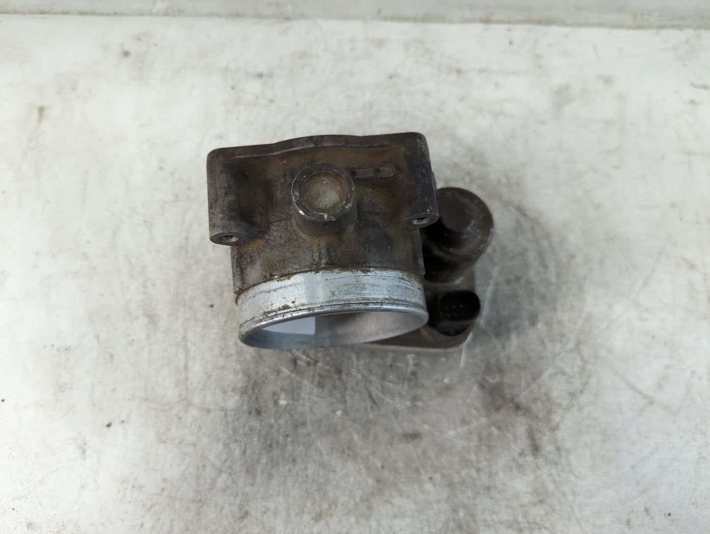 2011 Dodge Ram 1500 Throttle Body P/N:53032801AC Fits Fits 2008 2009 2010 2012 2013 OEM Used Auto Parts - Oemusedautoparts1.
