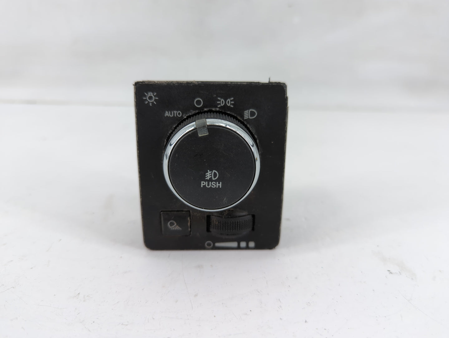 2011 Dodge Ram 1500 Headlight Head Light Switch Lamp Control - Oemusedautoparts1.com