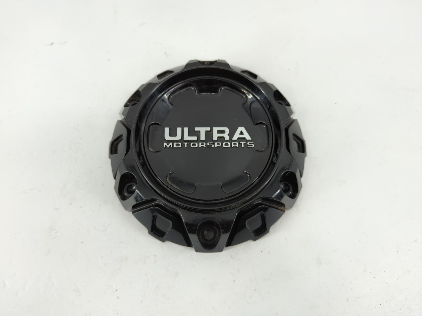 2011 Dodge Ram 1500 Center Cap Oem 1075093 - Oemusedautoparts1.com