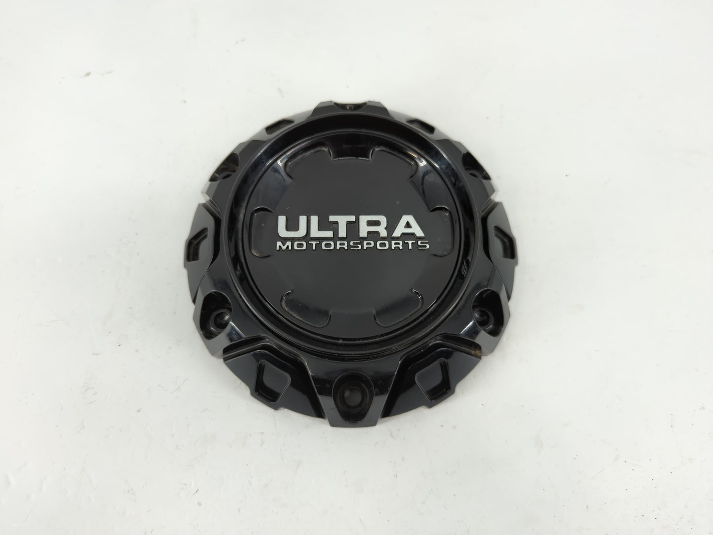 2011 Dodge Ram 1500 Center Cap Oem 1075093 - Oemusedautoparts1.com