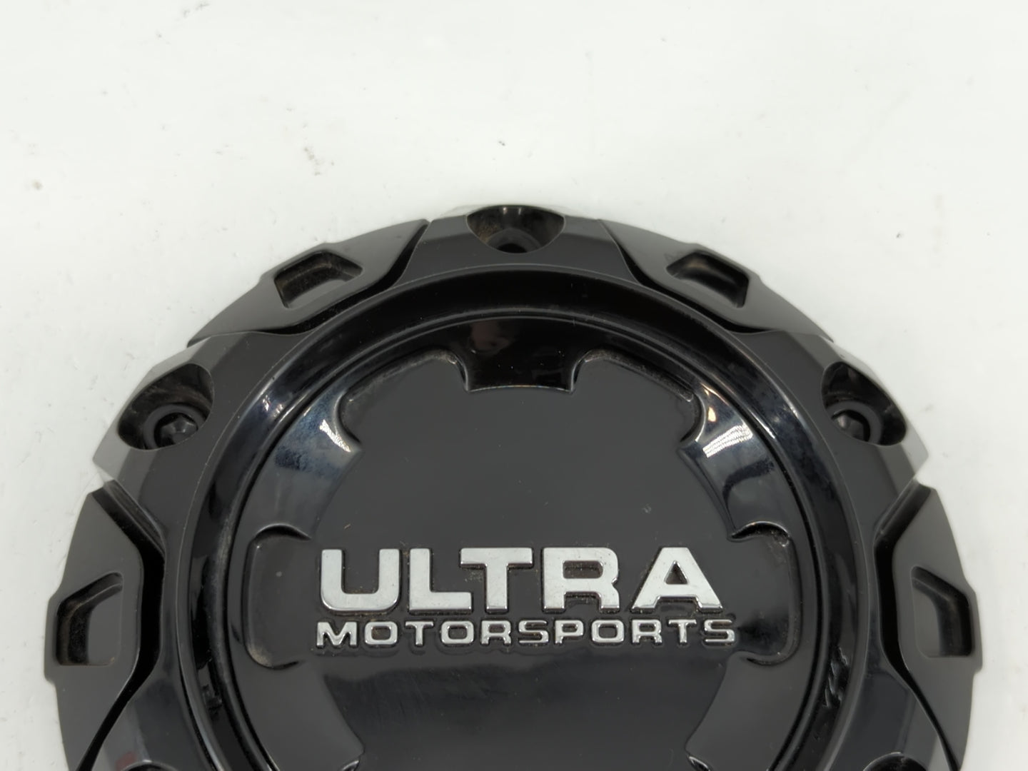 2011 Dodge Ram 1500 Center Cap Oem 1075093 - Oemusedautoparts1.com