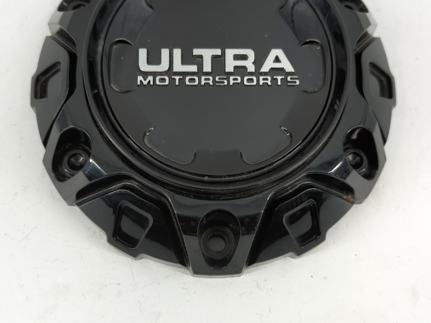 2011 Dodge Ram 1500 Center Cap Oem 1075093 - Oemusedautoparts1.com