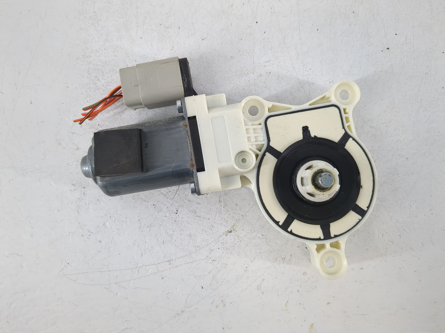 Dodge Ram 1500 Driver Front Left Power Window Motor - Oemusedautoparts1.com