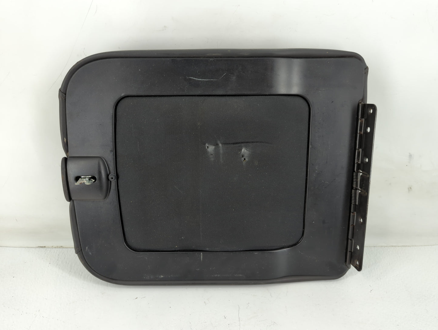 2011 Dodge Ram 1500 Center Console Armrest Cover Lid P/N:020 10 10 Fits OEM Used Auto Parts - Oemusedautoparts1.com