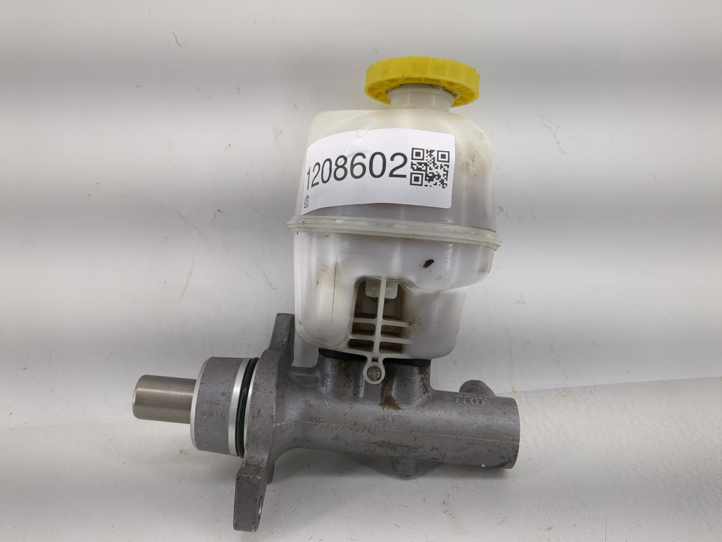 2011 Dodge Ram 1500 Brake Master Cylinder - Oemusedautoparts1.com