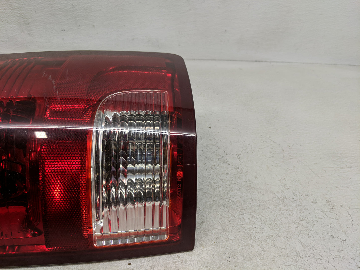 2011 Dodge Ram 1500 Tail Light Assembly Passenger Right OEM P/N:55277414 Fits OEM Used Auto Parts - Oemusedautoparts1.com