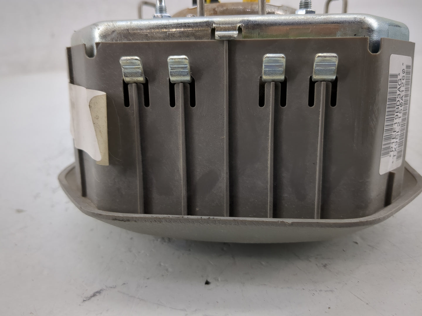 2011 Dodge Ram 1500 Air Bag Driver Left Steering Wheel Mounted P/N:P1EF19BD3AG Fits Fits 2012 OEM Used Auto Parts - Oemuseda