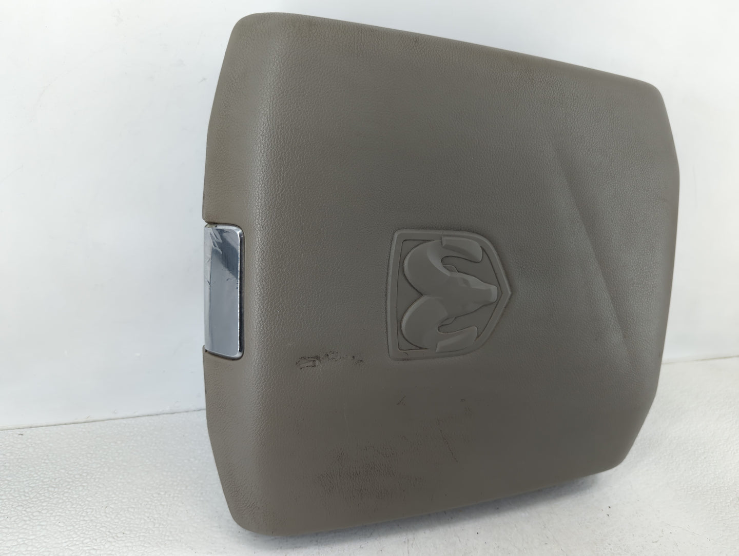 2011 Dodge Ram 1500 Center Console Armrest Cover Lid Dark Grey - Oemusedautoparts1.com