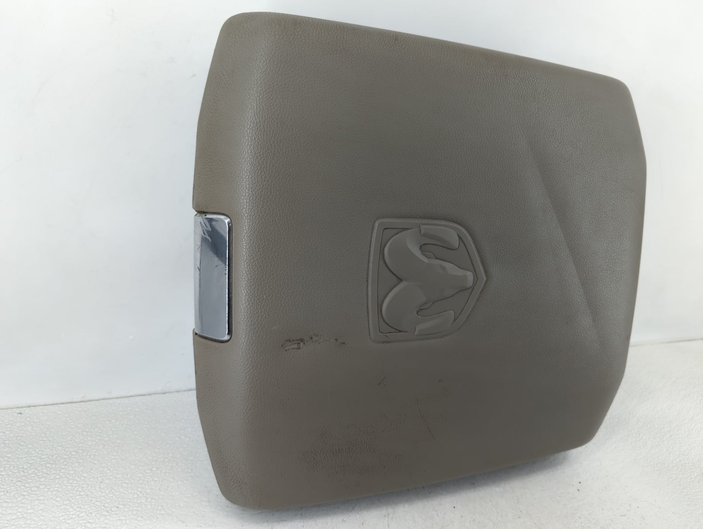 2011 Dodge Ram 1500 Center Console Armrest Cover Lid Dark Grey - Oemusedautoparts1.com
