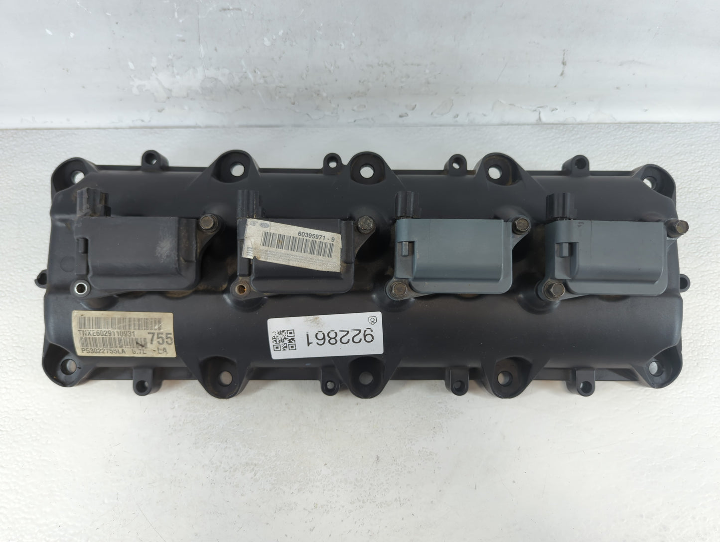 2011 Dodge Ram 1500 Driver Left Cylinder Head Valve Cover P/N:P53022755LA Fits OEM Used Auto Parts - Oemusedautoparts1.com