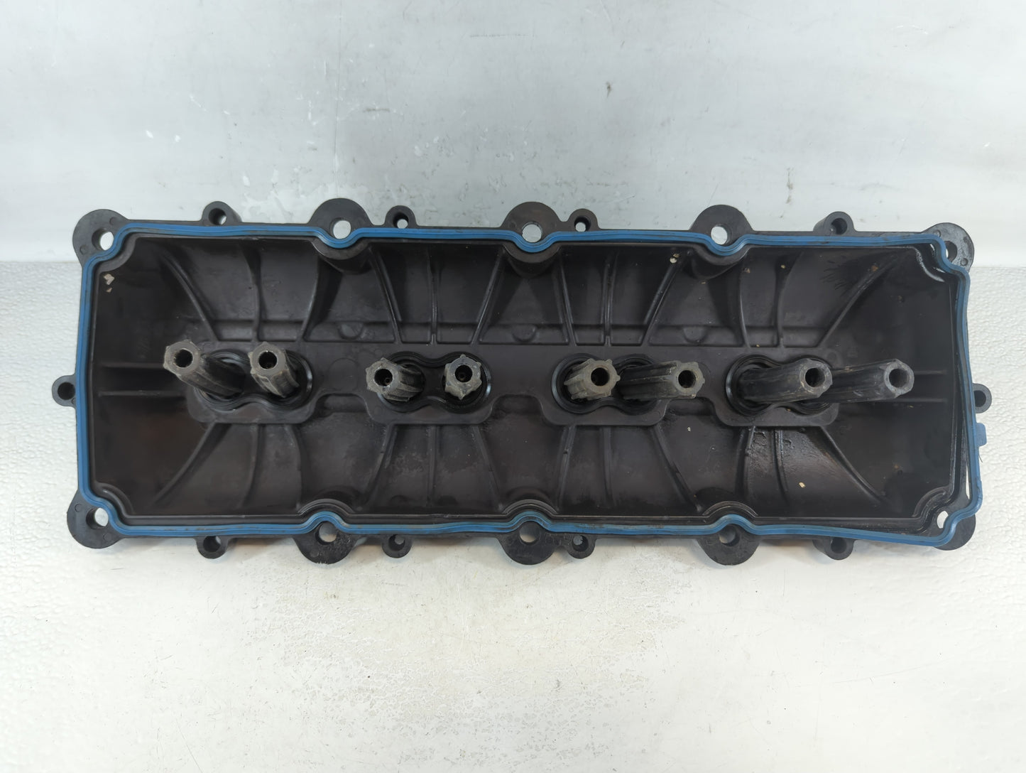 2011 Dodge Ram 1500 Driver Left Cylinder Head Valve Cover P/N:P53022755LA Fits OEM Used Auto Parts - Oemusedautoparts1.com