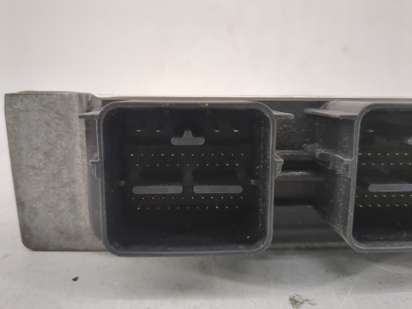 2010-2011 Ford Crown Victoria PCM Engine Control Computer ECU ECM PCU OEM P/N:AW7A-12A650-KA Fits Fits 2009 2010 2011 OEM Us