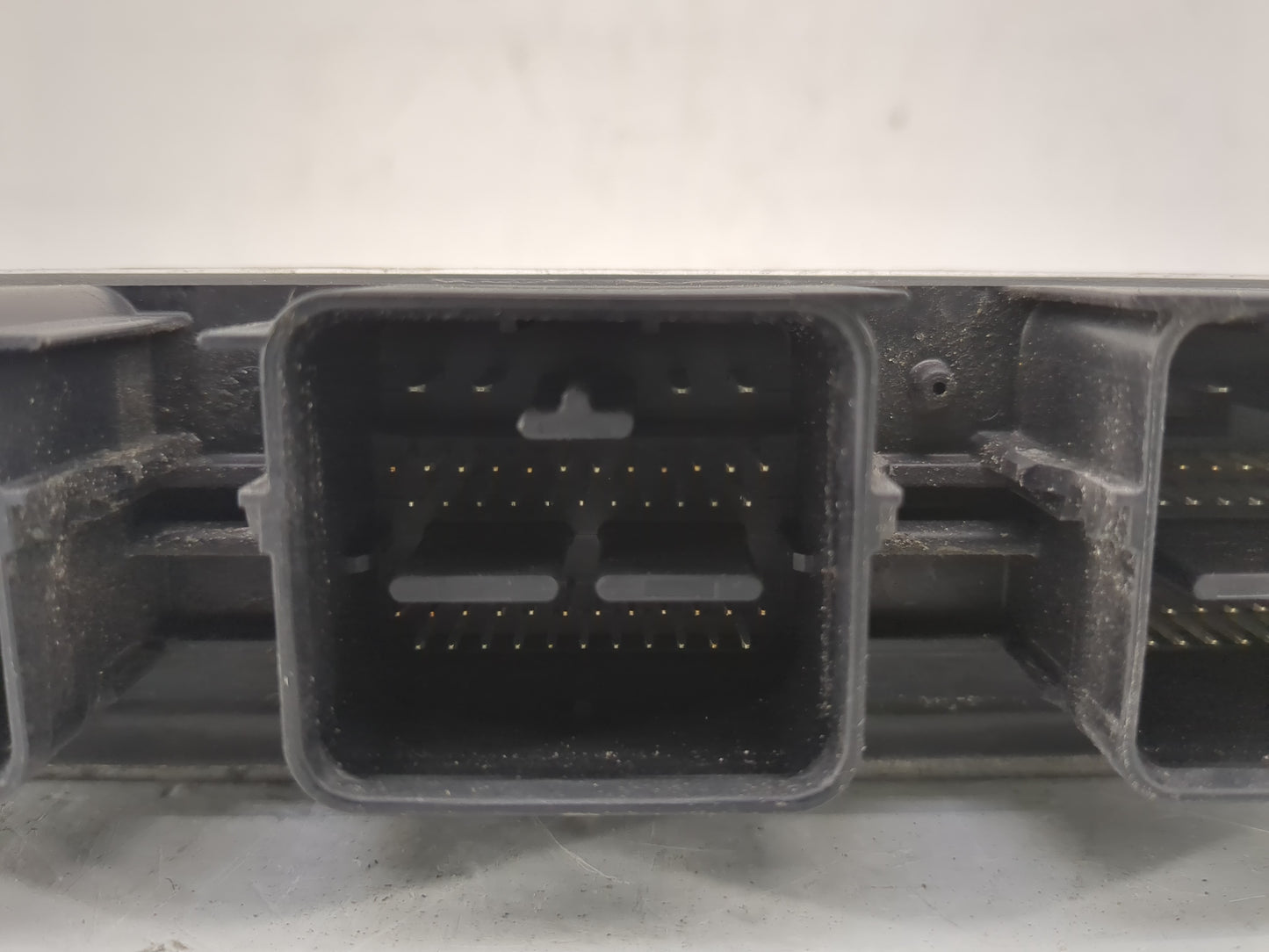 2010-2011 Ford Crown Victoria PCM Engine Control Computer ECU ECM PCU OEM P/N:AW7A-12A650-KA Fits Fits 2009 2010 2011 OEM Us