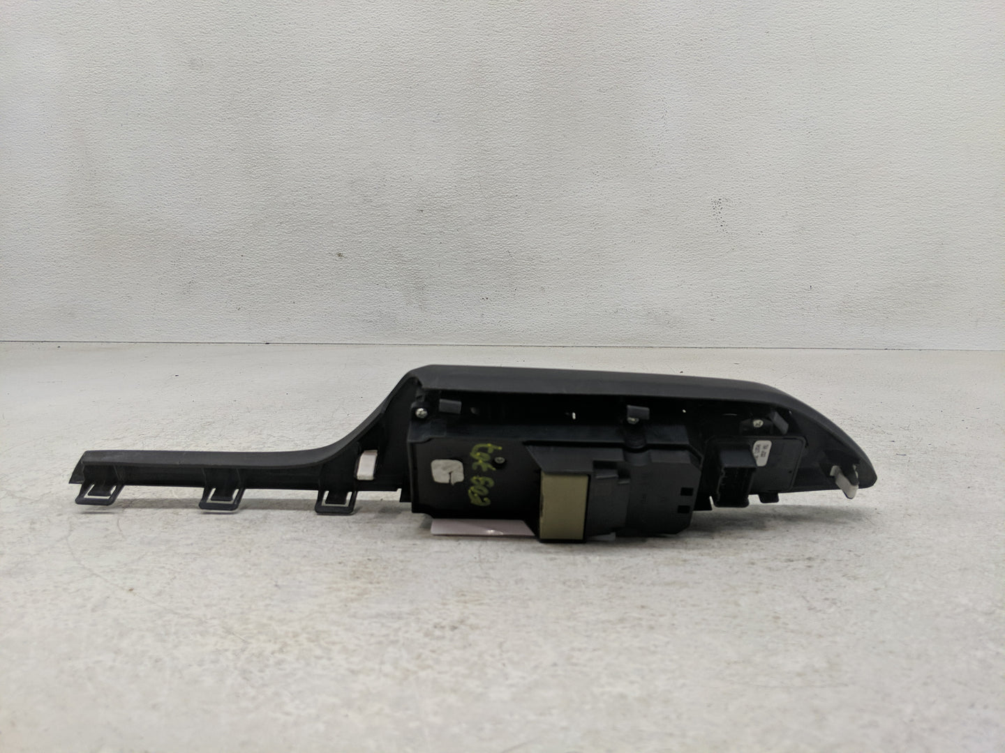 2009-2011 Ford Crown Victoria Master Power Window Switch Replacement Driver Side Left Fits Fits 2008 2009 2010 2011 OEM Used