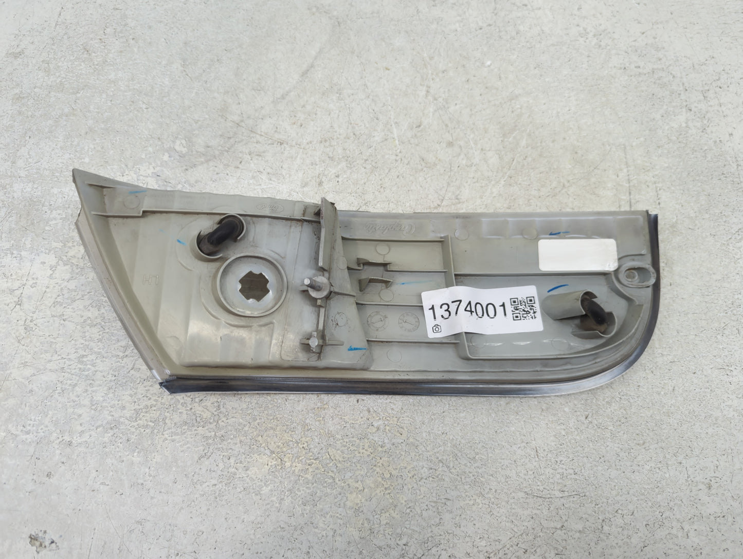2003-2011 Ford Crown Victoria Driver Left Oem Head Light Headlight Lamp - Oemusedautoparts1.com