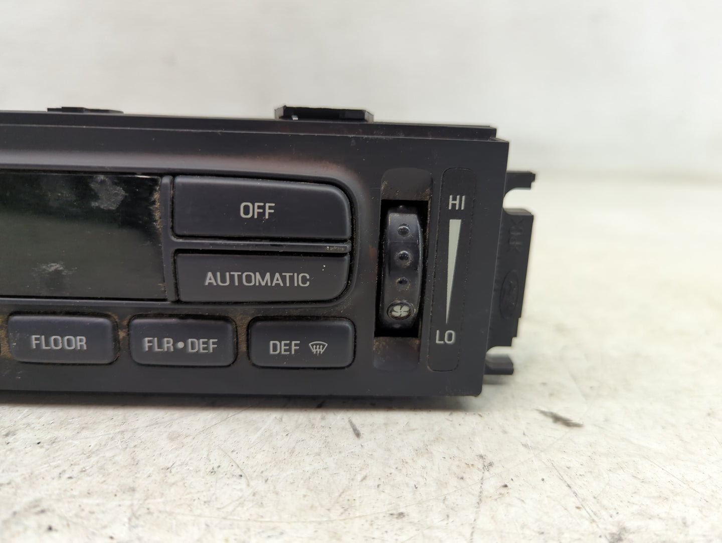 2003-2011 Ford Crown Victoria Climate Control Module Temperature AC/Heater Replacement P/N:3W7H-19C933-AB Fits OEM Used Auto