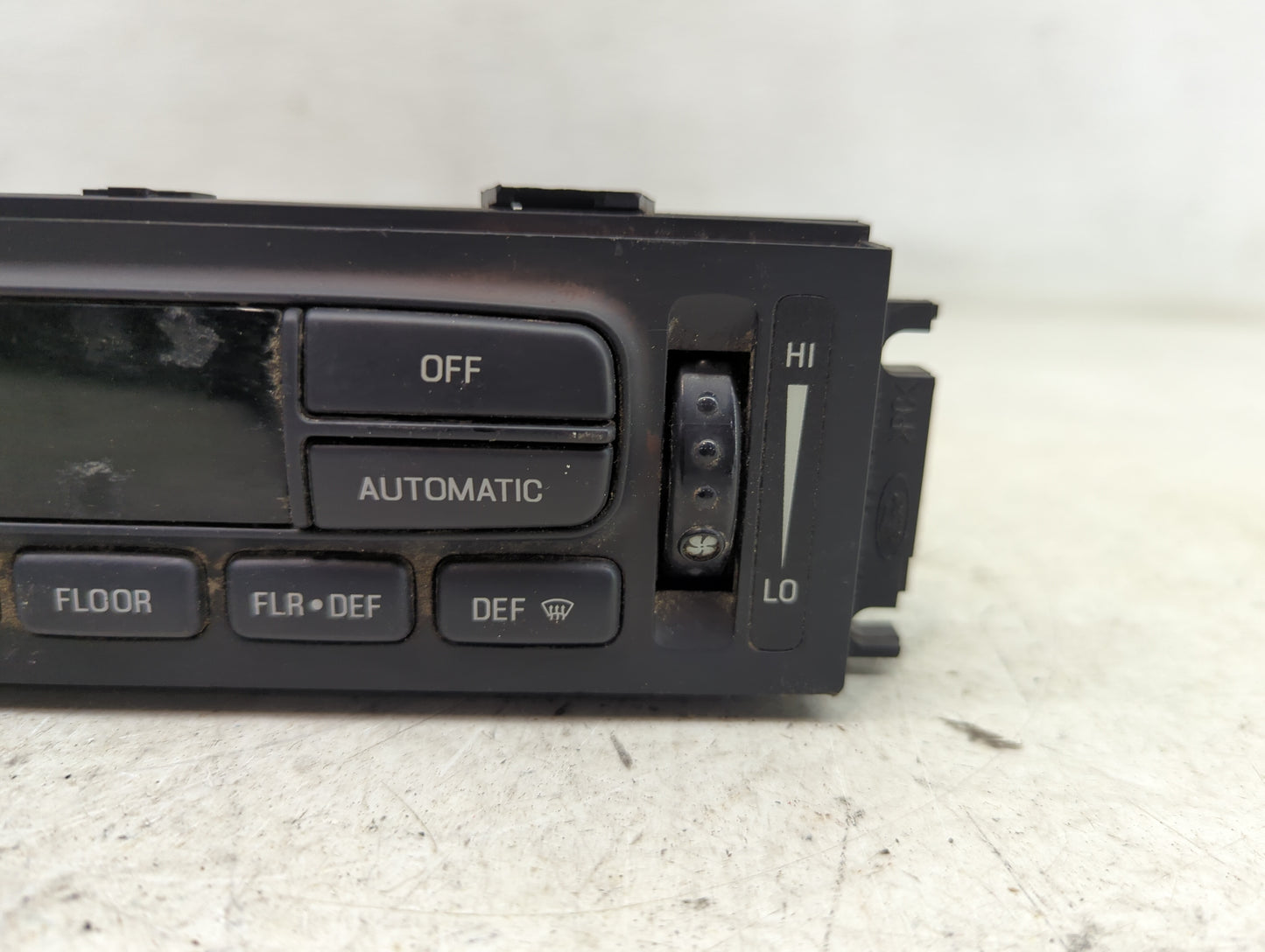 2003-2011 Ford Crown Victoria Climate Control Module Temperature AC/Heater Replacement P/N:3W7H-19C933-AB Fits OEM Used Auto