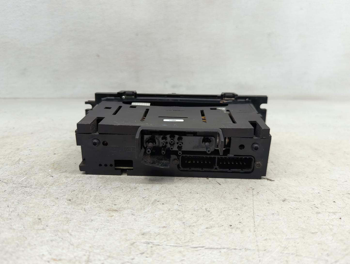2003-2011 Ford Crown Victoria Climate Control Module Temperature AC/Heater Replacement P/N:3W7H-19C933-AB Fits OEM Used Auto