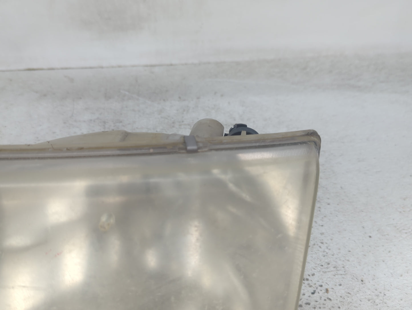 2003-2011 Ford Crown Victoria Driver Left Oem Head Light Headlight Lamp - Oemusedautoparts1.com