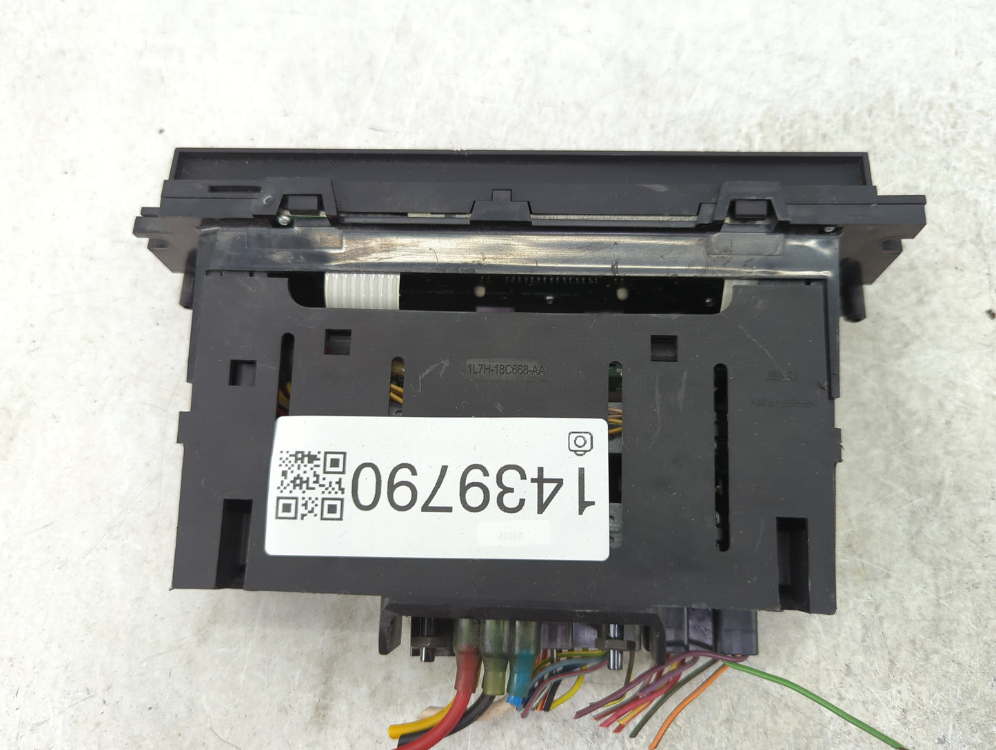 2003-2011 Ford Crown Victoria Climate Control Module Temperature AC/Heater Replacement P/N:XXXX-18C612-X 1L7H-18C668-AA Fits