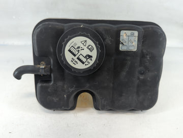 2003 Ford Crown Victoria Radiator Coolant Overflow Expansion Tank Bottle - Oemusedautoparts1.com