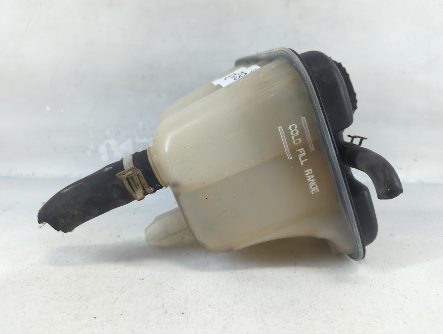 2003 Ford Crown Victoria Radiator Coolant Overflow Expansion Tank Bottle 824673 - Oemusedautoparts1.com
