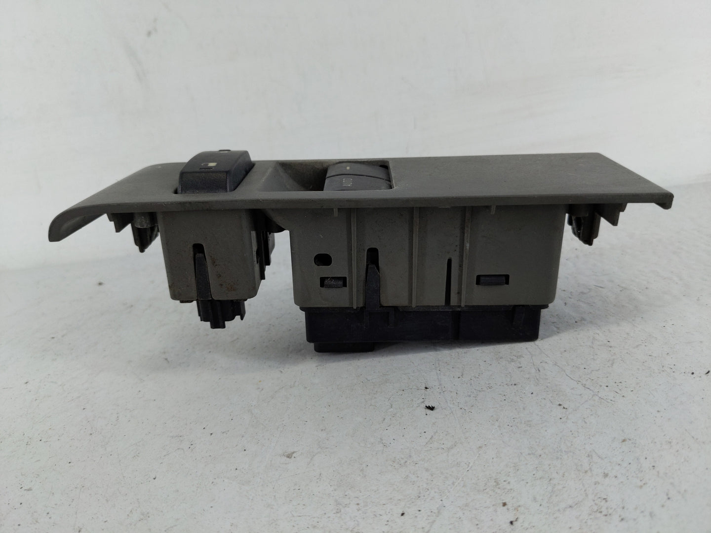 2009-2014 Ford E-250 Master Power Window Switch Replacement Driver Side Left P/N:8C3T-14540-ABW Fits OEM Used Auto Parts - O