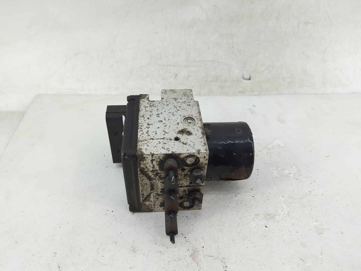 2011-2014 Ford E-250 ABS Pump Control Module Replacement Fits Fits 2011 2012 2013 2014 OEM Used Auto Parts - Oemusedautopart