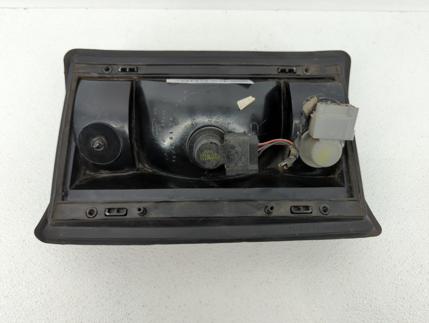 2005-2014 Ford E-250 Tail Light Assembly Passenger Right OEM P/N:F7UB-13440-AA Fits OEM Used Auto Parts - Oemusedautoparts1.