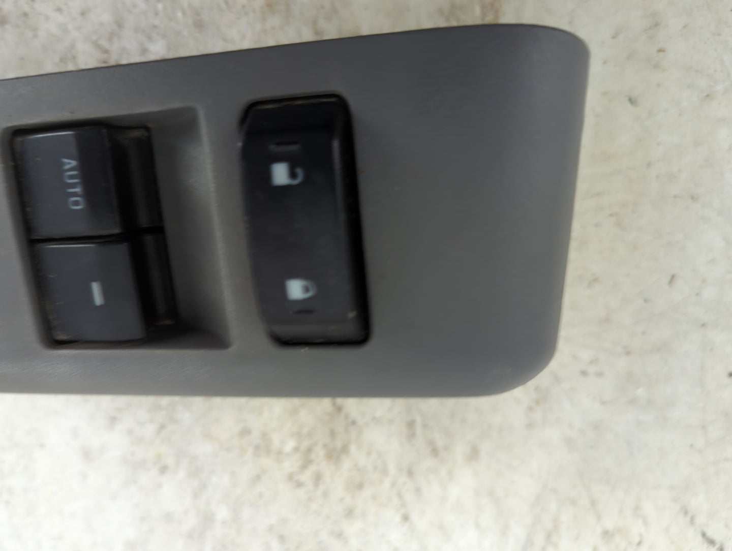 2009-2019 Ford E-350 Super Duty Master Power Window Switch Replacement Driver Side Left Fits OEM Used Auto Parts - Oemusedau